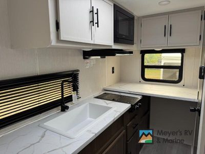 2026 Prime Time RV Avenger LT - Photo 8