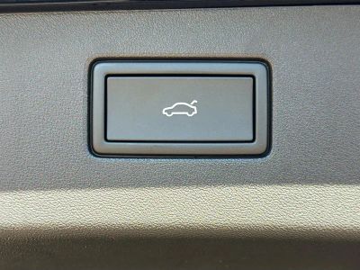 2026 Volkswagen Tiguan — photo 12 view