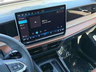 2026 Volkswagen Tiguan — photo 27 view