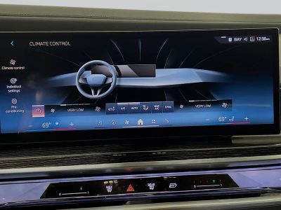 2025 BMW 7 Series — photo 23 view