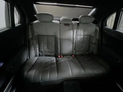 2025 BMW 7 Series — photo 30 view