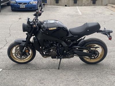 2025 Yamaha XSR900 - Photo 8