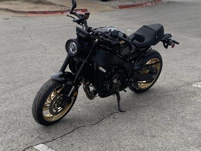 2025 Yamaha XSR900 - Photo 2