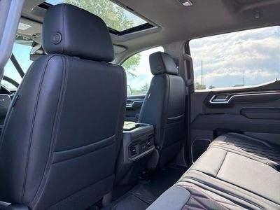 2026 Chevrolet Silverado 1500 — photo 18 view