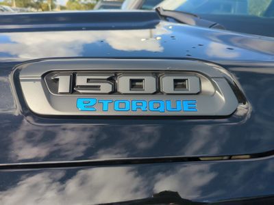 2026 Ram 1500 — photo 14 view