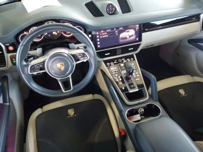 2022 Porsche Cayenne — photo 11 view