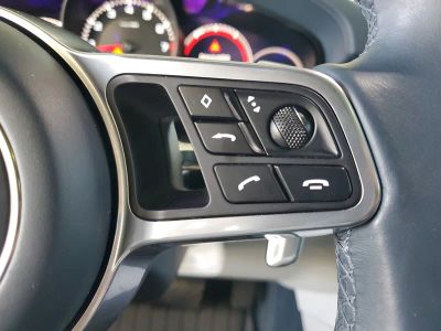 2022 Porsche Cayenne — photo 24 view