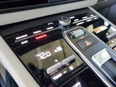 2022 Porsche Cayenne — photo 29 view