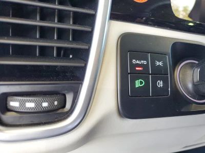 2022 Porsche Cayenne — photo 21 view