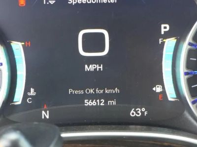 2023 Chrysler Pacifica — detail view