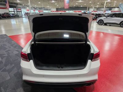 2018 Kia Optima — detail view