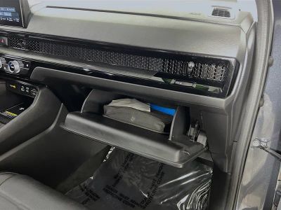 2025 Honda CR-V — photo 32 view