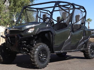 2025 Honda Pioneer 1000-6 Deluxe Crew - Photo 1