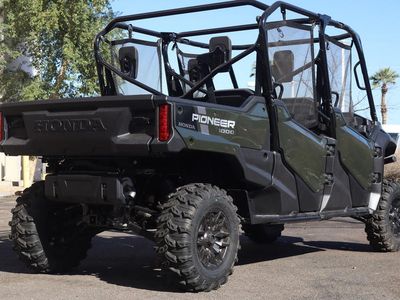 2025 Honda Pioneer 1000-6 Deluxe Crew - Photo 6
