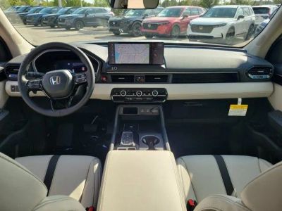 2026 Honda Pilot — photo 13 view