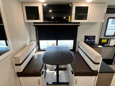 2026 Jayco NORTH TRAIL - Photo 9