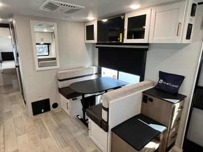 2026 Jayco NORTH TRAIL - Photo 8