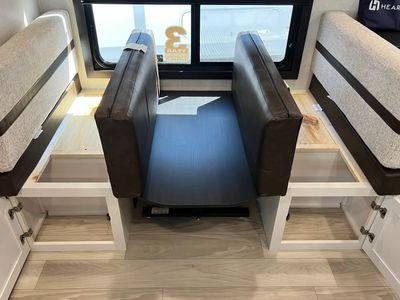 2026 Jayco NORTH TRAIL - Photo 11