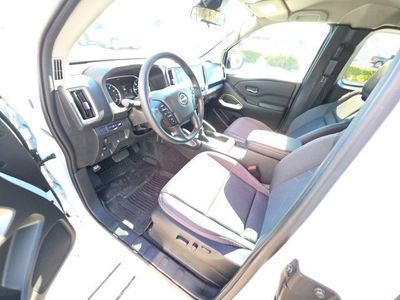 2025 Nissan Frontier - Photo 12