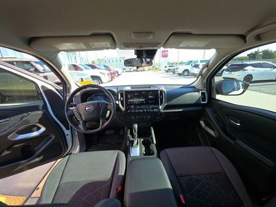 2025 Nissan Frontier - Photo 23