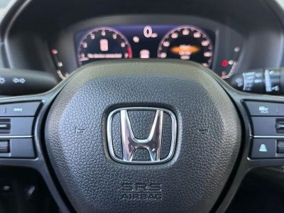 2025 Honda Accord SE - Photo 25