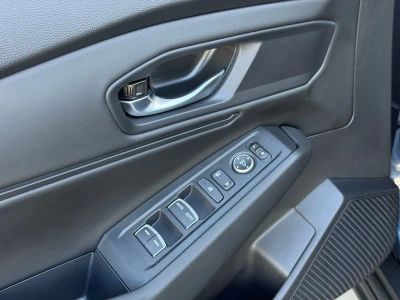 2025 Honda Accord SE - Photo 19
