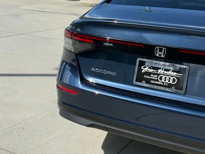2025 Honda Accord SE - Photo 14