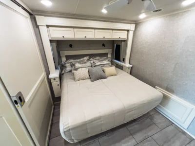 2025 Tiffin ALLEGRO — photo 18 view