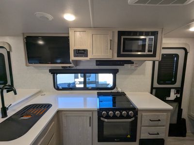 2022 Forest River Rockwood Mini Lite — photo 9 view