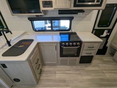 2022 Forest River Rockwood Mini Lite — photo 8 view