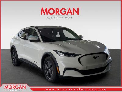 2022 Ford Mustang Mach-E Select in Star White Metallic Tri-Coat — front three-quarter view