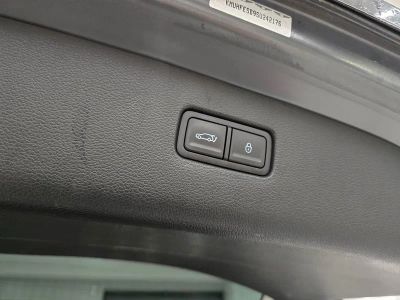 2025 Genesis GV80 — photo 40 view