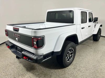 2026 Jeep Gladiator — detail view