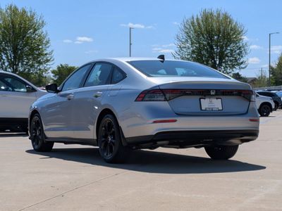 2025 Honda Accord - Photo 8