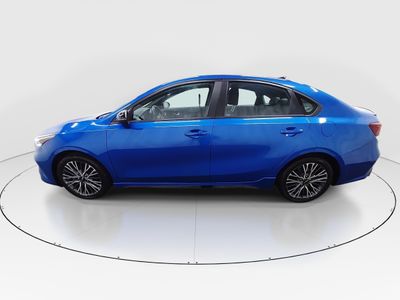 2023 Kia Forte - Photo 4