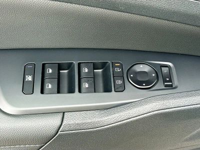 2026 Kia Sportage — photo 17 view