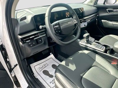 2026 Kia Sportage — photo 9 view