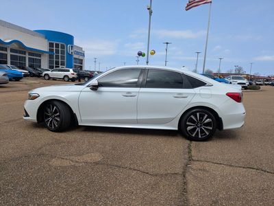 2024 Honda Civic - Photo 2