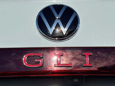 2026 Volkswagen Jetta GLI — photo 11 view