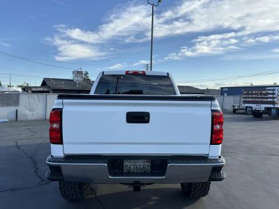 2018 Chevrolet Silverado 1500 — interior view