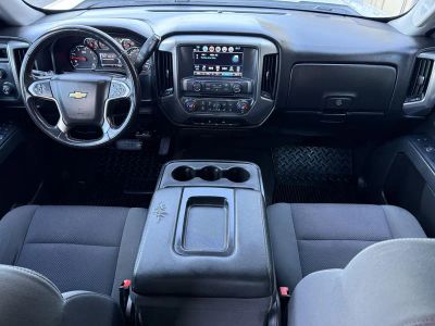 2018 Chevrolet Silverado 1500 — photo 16 view