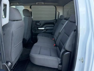 2018 Chevrolet Silverado 1500 — photo 15 view