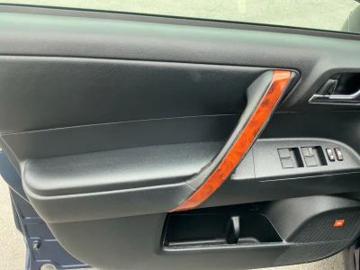 2012 Toyota Highlander — photo 15 view