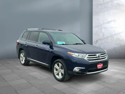 2012 Toyota Highlander — photo 8 view