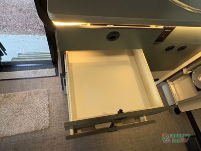 2027 Winnebago Ekko - Photo 15