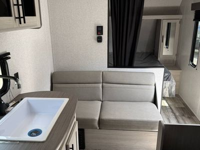 2026 Keystone Rv Zinger 252BH - Photo 10
