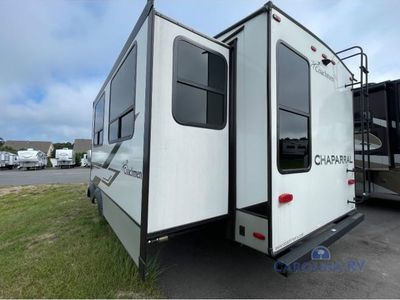 2023 Coachmen Chaparral Lite - Photo 4