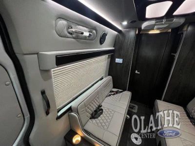 2025 Prime-Time SV Avenger RV — photo 9 view