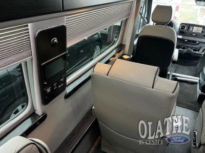 2025 Prime-Time SV Avenger RV — photo 13 view