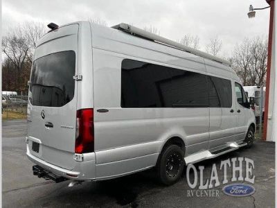 2025 Prime-Time SV Avenger RV — rear three-quarter view